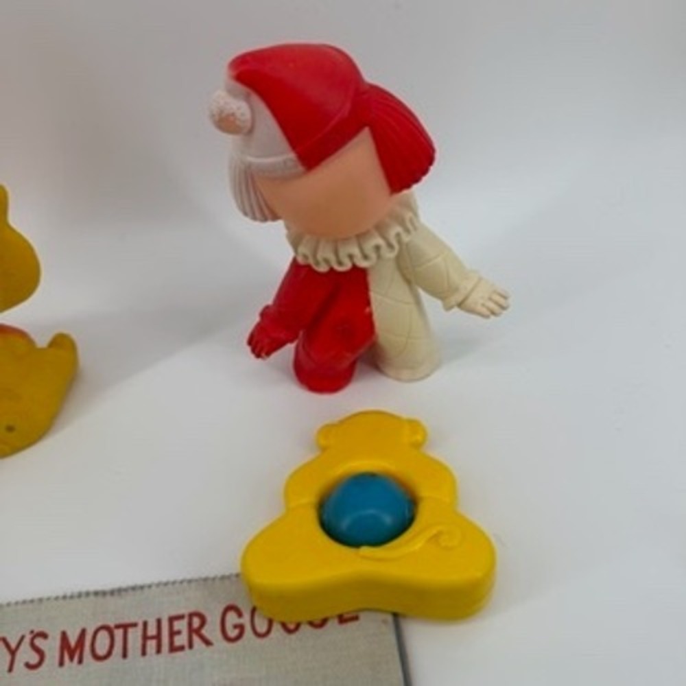Vintage Baby Toy Lot‎ Rubber Squeaky Fisher Price Avon Cloth Book - Picture 9 of 16